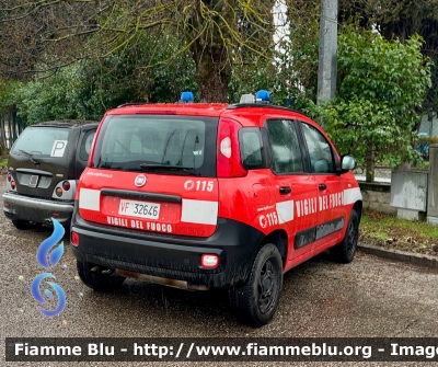 Fiat Nuova Panda 4x4 II serie 
Vigili del Fuoco 
Comando Provinciale di Perugia 
VF 32646
Parole chiave: Fiat Nuova_Panda_4x4_IIserie VF32646