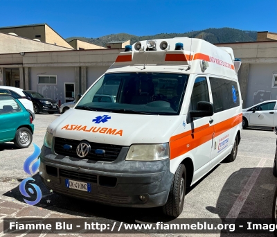 Volkswagen Trasporter T5
Pubblica Assistenza Angeli del Soccorso 
Allestimento Mariani Fratelli 

Parole chiave: Volkswagen Trasporter_T5 Ambulanza