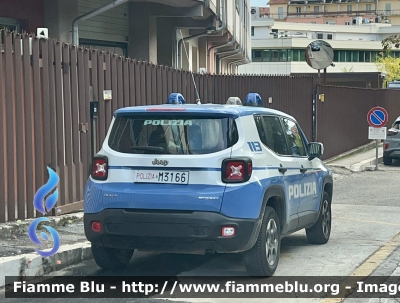 Jeep Renegade 
Polizia di Stato 
Allestimento NCT Nuova Carrozzeria Torinese 
POLIZIA M3166
Parole chiave: Jeep Renegade POLIZIAM3166