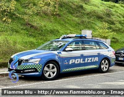 Skoda Superb Wagon III serie restyle
Polizia di Stato 
Polizia Stradale in servizio sulla rete autostrade Per L’Italia 
Allestimento Focaccia 
POLIZIA M7440
Parole chiave: Skoda Superb_Wagon_IIIserie_restyle POLIZIAM7440