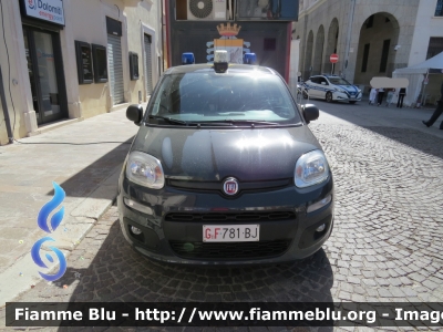 Fiat Nuova Panda II serie
Guardia Di Finanza 
Allestimento NCT
Decorazione Grafica Artlantis
GdiF 781 BJ
Parole chiave: Fiat Nuova_Panda_IIserie GDIF781BJ