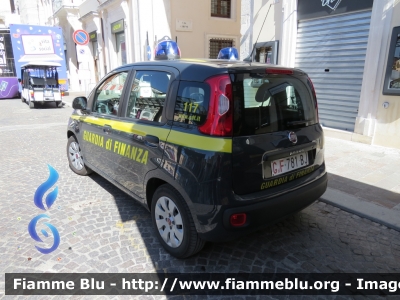 Fiat Nuova Panda II serie
Guardia Di Finanza 
Allestimento NCT
Decorazione Grafica Artlantis
GdiF 781 BJ
Parole chiave: Fiat Nuova_Panda_IIserie GDIF781BJ