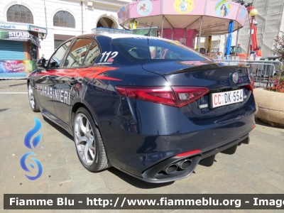 Alfa Romeo Nuova Giulia Quadrifglio 
Carabinieri
Nucleo Operativo e Radiomobile di Roma 
CC DK 554
Parole chiave: Alfa Romeo Nuova_Giulia_Quadrifoglio CCDK554