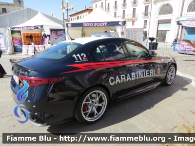 Alfa Romeo Nuova Giulia Quadrifglio 
Carabinieri
Nucleo Operativo e Radiomobile di Roma 
CC DK 554
Parole chiave: Alfa Romeo Nuova_Giulia_Quadrifoglio CCDK554