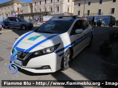 Nissan Leaf 
Polizia Municipale
Comune Di L'Aquila 
Allestimento Oriente spa
POLIZIA LOCALE 952 AD
Parole chiave: Nissan Leaf POLIZIALOCALE952AD