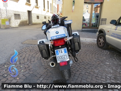 Bmw 1200 RT
Polizia Municipale
Comune Di L'Aquila
POLIZIA LOCALE YA 00021
Parole chiave: Bmw 1200RT POLIZIALOCALEYA00021