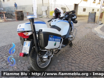 Bmw 1200 RT
Polizia Municipale
Comune Di L'Aquila
POLIZIA LOCALE YA 00021
Parole chiave: Bmw 1200RT POLIZIALOCALEYA00021