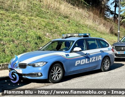 BMW 320 Touring F31 II restyle 
Polizia di Stato 
Polizia Stradale 
Allestimento Marazzi
POLIZIA M2533
Parole chiave: BMW 320_Touring_F31_IIrestyle POLIZIAM2533