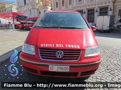 Volkswagen Sharan I serie 
Vigili del Fuoco
Comando Provinciale di L'Aquila
Nucleo SAPR 
VF 29600
Parole chiave: Volkswagen Sharan_Iserie VF29600