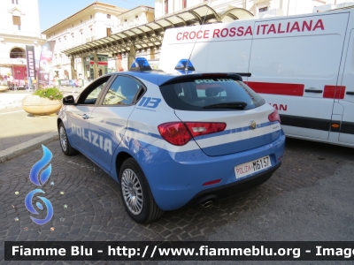 Alfa Romeo Nuova Giulietta restyle
Polizia di Stato
Allestimento NCT
Decorazione Grafica Atrlantis 
POLIZIA M6157
Parole chiave: Alfa-Romeo Nuova_Giulietta_restyle POLIZIAM6157