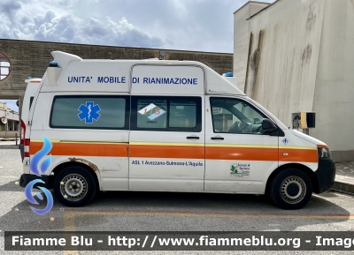 Volkswagen Transporter T5 restyle 
ASL n1 Avezzano Sulmona L’Aquila 
118 Abruzzo Soccorso 
Allestimento Mariani Fratelli 
Parole chiave: Volkswagen Trasporter_T5_restyle Ambulanza