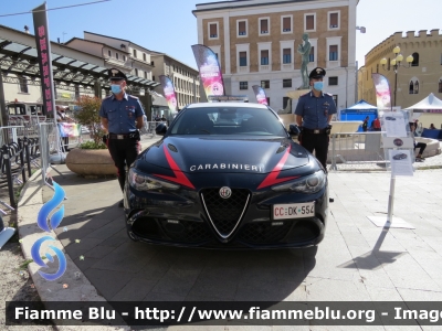 Alfa Romeo Nuova Giulia Quadrifoglio
Carabinieri
Nucleo Operativo Radiomobile di Roma
CC DK 554
Parole chiave: Alfa-Romeo Nuova_Giulia_Quadrifoglio CCDK554