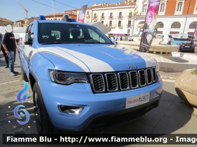 Jeep Grand Cherokee
Polizia di Stato 
POLIZIA M4927
Parole chiave: Jeep Grand_Cherokee POLIZIAM4927