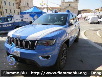 Jeep Grand Cherokee
Polizia di Stato 
POLIZIA M4927
Parole chiave: Jeep Grand_Cherokee POLIZIAM4927