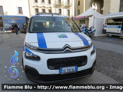 Citroen Berlingo
Polizia Municipale
Comune di L'Aquila
ufficio mobile
Allestimento Focaccia 
POLIZIA LOCALE  YA 392 AL
Parole chiave: Citroen Berlingo POLIZIALOCALEYA392AL