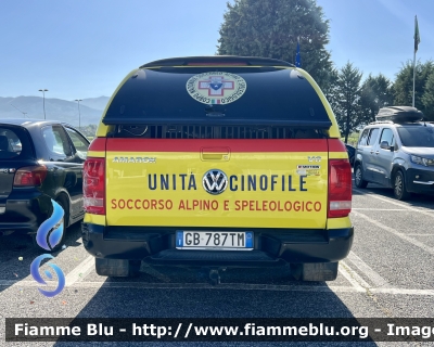 Volkswagen Amarok
Corpo Nazionale Soccorso Alpino e Speleologico 
XXIV Delgazione Lazio 
Unità Cinofile 
Allestimento Bartolini&Bellezza2
Decorazione Grafica Nadia Ferracci 
Parole chiave: Volkswagen Amarok