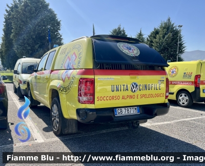 Volkswagen Amarok
Corpo Nazionale Soccorso Alpino e Speleologico 
XXIV Delegazione Lazio 
Unita Cinofile 
Allestimento Bartolini&Bellezza2
Decorazioni Grafiche Nadia Ferracci 
Parole chiave: Volkswagen Amarok