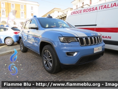 Jeep Grand Cherokee
Polizia di Stato 
POLIZIA M4927
Parole chiave: Jeep Grand_Cherokee POLIZIAM4927