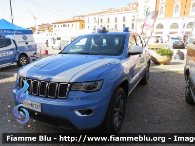 Jeep Grand Cherokee
Polizia di Stato 
POLIZIA M4927
Parole chiave: Jeep Grand_Cherokee POLIZIAM4927