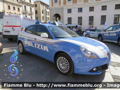 Alfa Romeo Nuova Giulietta restyle
Polizia di Stato
Allestimento NCT
Decorazione Grafica Atrlantis 
POLIZIA M6157
Parole chiave: Alfa-Romeo Nuova_Giulietta_restyle POLIZIAM6157