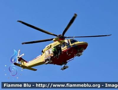 Agusta Westland AW 139 I-LAQU
118 Abruzzo Soccorso 
Servizio Elisoccorso Regionale 
Base Aeroporto Dei Parchi (Preturo AQ)
Parole chiave: Augusta-Westland AW_139_I-LAQU