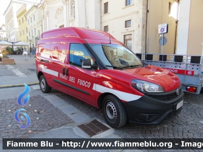 Fiat Doblò IV serie
Vigili Del Fuoco 
Comando Provinciale di L'Aquila
VF 30697
Parole chiave: Fiat Doblò_VIserie VF30697