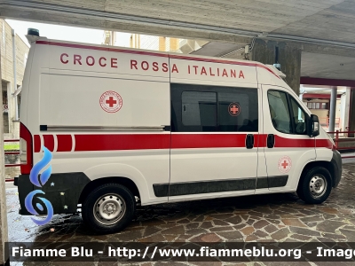 Fiat Ducato X250 
Croce Rossa Italiana 
Comitato di Fiumicino 
Allestimento ODONE 
CRI 068 AA 
Parole chiave: Fiat Ducato_X250 Ambulanza CRI068AA