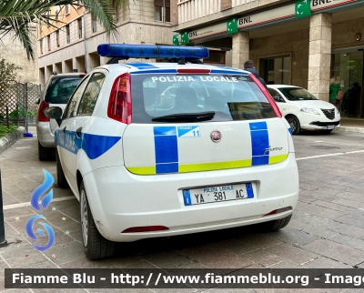 Fiat Grande Punto 
Polizia Locale 
Comune di Teramo 
POLIZIA LOCALE YA 381 AC
Parole chiave: Fiat Grande_Punto POLIZIALOCALEYA381AC