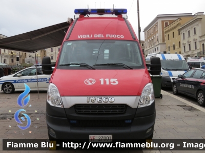 Iveco Daily V serie
Vigili del Fuoco
Comando Provinciale di L'Aquila
AutoFurgone/Unità di Crisi Locale
Allestimento Iveco-Magirus
VF 27001
Parole chiave: Iveco Daily_Vserie VF27001