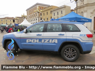 Jeep Grand Cherokee
Polizia di Stato
POLIZIA M4928
Parole chiave: Jeep Grand_Cherokee POLIZIAM4928