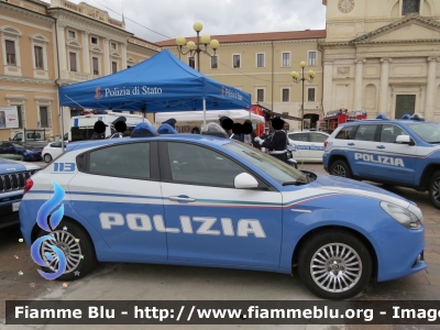 Alfa Romeo Nuova Giulietta Restyle
Polizia di Stato
Allestimento NCT
Decorazione Grafica Artlantis
POLIZIA M6157
Parole chiave: Alfa-Romeo Nuova_Giulietta_restyle POLIZIAM6157