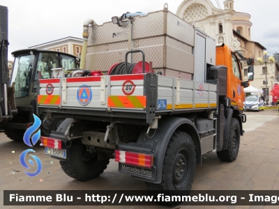 Mercedes-Benz Unimog U20
Protezione Civile 
Regione Abruzzo
Allestimento Divitec
Parole chiave: Mercedes-Benz Unimog_U20