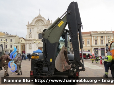 Komatsu WB97S5
Esercito Italiano
9' Reggimento Alpini L'Aquila
"Battaglione Multifunzionale Vicenza"
MACC. OP. EI DB 127 
Parole chiave: Komatsu WB97S5 MACC.OP.EIDB127