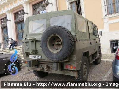 Iveco VM90
Esercito Italiano 
9' Reggimento Alpini L'Aquila
EI BG 625
Parole chiave: Iveco VM90 EIBG625