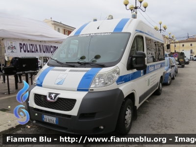 Peugeot Boxer III serie
Polizia Municipale
Comune di L'Aquila
Unità Mobile
Allestimento Bertazzoni
POLIZIA LOCALE YA 609 AJ
Parole chiave: Peugeot Boxer_IIIserie POLIZIALOCALEYA609AJ