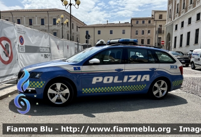 Skoda Octavia Wagon V serie 
Polizia di Stato 
Polizia Stradale 
Allestimento Focaccia 
POLIZIA M4722
Parole chiave: Skoda Octavia_Wagon_Vserie POLIZIAM4722