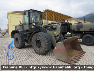 New Holland Kobelco W130B
Esercito Italiano
IX Reggimento Alpini L'Aquila
"Battaglione Multifunzionale Vicenza"
MACC.OP.EI DB 104
Parole chiave: New-Holland Kobelco_W130B MACC.OP.EIDB104