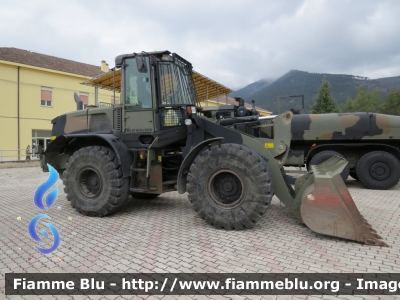 New Holland Kobelco W130B
Esercito Italiano
IX Reggimento Alpini L'Aquila
"Battaglione Multifunzionale Vicenza"
MACC.OP.EI DB 104
Parole chiave: New-Holland Kobelco_W130B MACC.OP.EIDB104