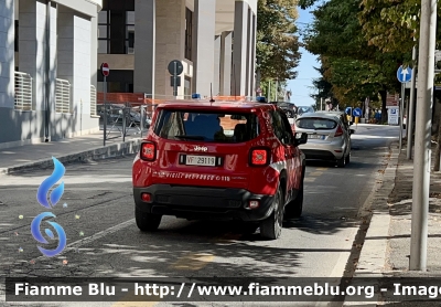 Jeep Renegade 
Vigili del Fuoco 
Comando Provinciale Di L’Aquila
Nucleo Investigativo Antincendio Territoriale Abruzzo 
VF 29119
Parole chiave: Jeep Renegade VF29119