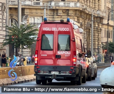 Iveco Daily IV serie 
Vigili del Fuoco 
Comando Provinciale di Napoli
Nucleo Soccorso Subacqueo Acquatico 
Allestimento Elevox
VF 25308
Parole chiave: Iveco Daily_IVserie VF25308