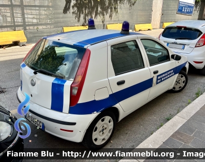 Fiat Punto III serie
Polizia Locale 
Municipio di Bugnara (AQ)
Parole chiave: Fiat Punto_IIIserie