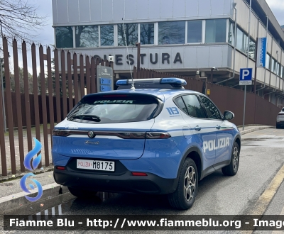 Alfa Romeo Tonale
Polizia di Stato 
Squadra Volante 
Allestimento FCA 
POLIZIA M8175
Parole chiave: Alfa-Romeo Tonale POLIZIAM8175