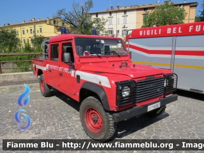 Land Rover Defender 130
Vigili del Fuoco
Comando Provinciale di L'Aquila
VF 19367
Parole chiave: Land-Rover Defender_130 VF19367