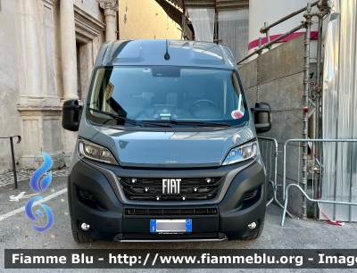 Fiat Ducato X290 restyle
Presidenza della Repubblica 
Veicolo Utilizzato nelle Scorte Presidenziali 
Allestimento Olmedo
Parole chiave: Fiat Ducato_X290_restyle