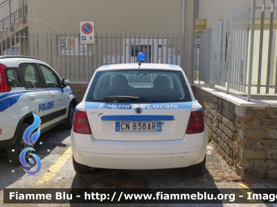 Fiat Stilo II serie
Polizia Locale
Comune di Carsoli
Parole chiave: Fiat Stilo_IIserie