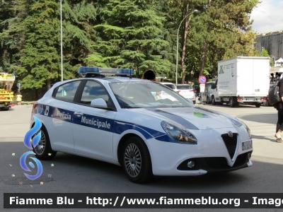 Alfa Romeo Nuova Giulietta restyle
Polizia Municipale 
Comune di L'Aquila
POLIZIA LOCALE YA 247 AN
Parole chiave: Alfa-Romeo Nuova_Giulietta_restyle POLIZIALOCALEYA247AN