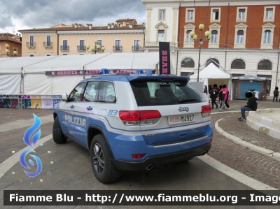 Jeep Grand Cherokee IV serie restyle
Polizia Di Stato
Allestimento FCA
POLIZIA M4927
Parole chiave: Jeep Grand_Cherokee_IVserie_restyle POLIZIAM4927