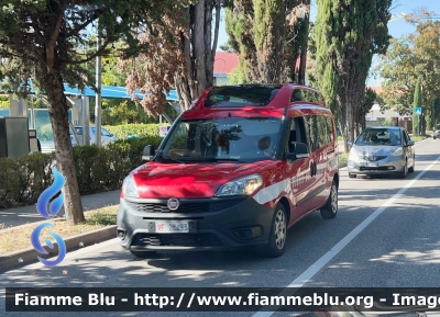 Fiat Doblò XL IV serie 
Vigili del Fuoco 
Comando Provinciale Di Reggio Calabria 
VF 28493
Parole chiave: Fiat Doblò_XL_IVserie VF28493