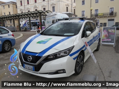 Nissan Leaf II serie
Polizia Municipale
Comune di L'Aquila 
POLIZIA LOCALE YA 952 AD 
Parole chiave: Nissan Leaf_IIserie POLIZIALOCALEYA952AD