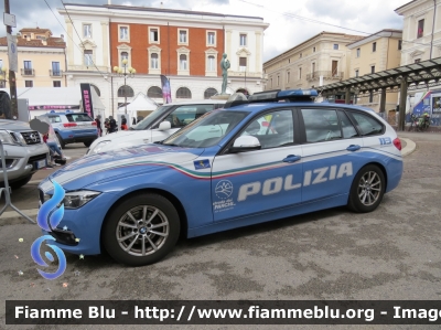 Bmw 318 Touring F31 III restyle
Polizia di Stato
Polizia Stradale in servizio sulla A24/A25 "Strada Dei Parchi"
Allestimento Focaccia 
POLIZIA M3497
Parole chiave: Bmw 318_touring_F31_IIIrestyle POLIZIAM3497